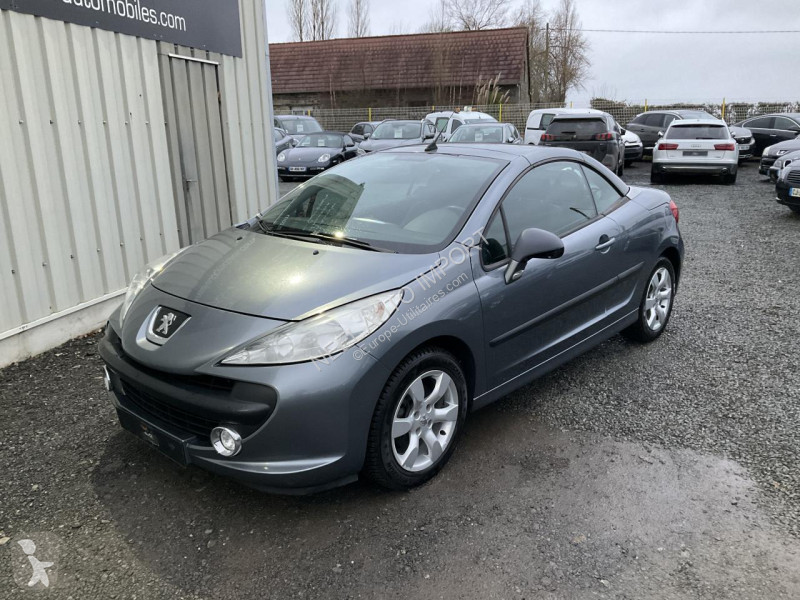 Véhicule utilitaire Peugeot 207 CC 1.6 VTI 16V...