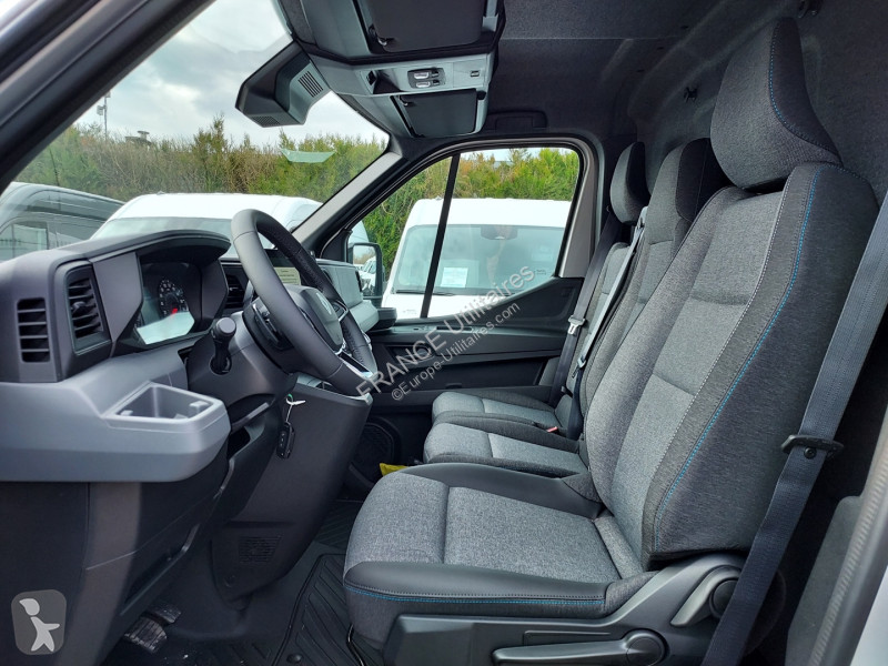 Véhicule utilitaire Renault MASTER IV FG GRIS...