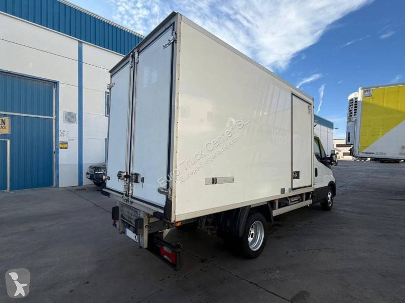 Furgoneta Iveco