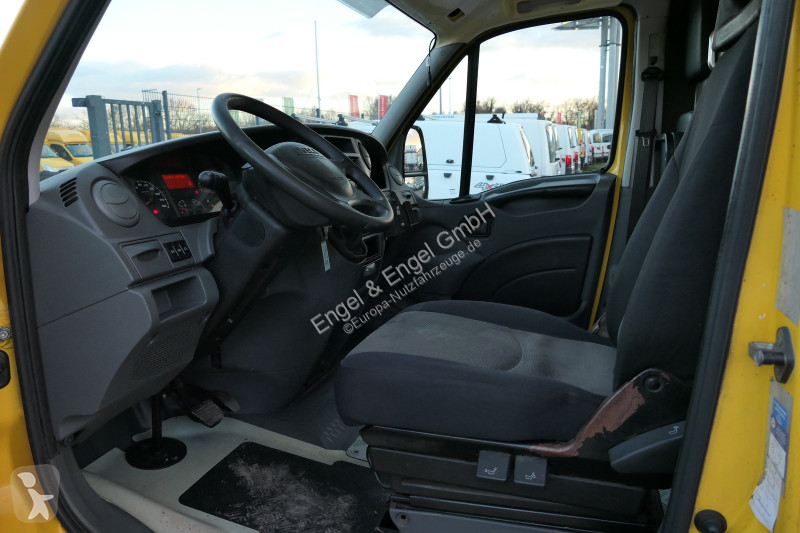 Furgoneta Iveco Daily 35 S11 C30C AUTOMATIK...