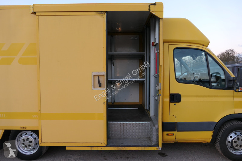 Samochód dostawczy Iveco Daily 35 S11 C30C...