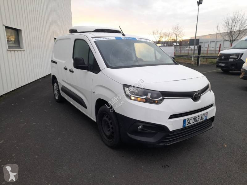 Véhicule utilitaire Toyota