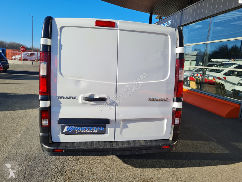 عربة نفعية Renault TRAFIC III FG L2H1 1300 2.0...