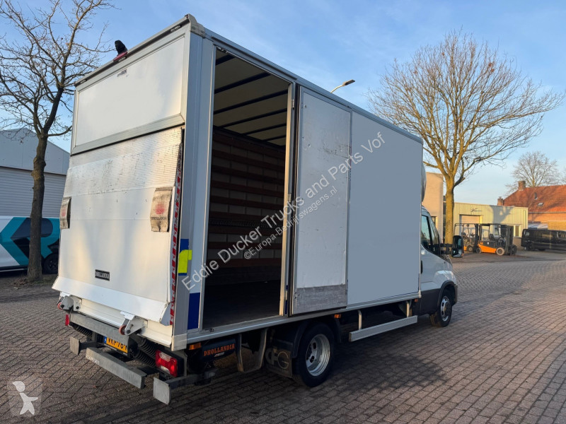 عربة نفعية Iveco 40C18 EURO 6 / MANUAL