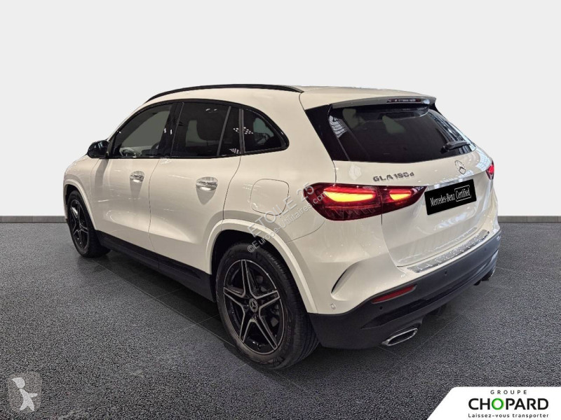 عربة نفعية Mercedes GLA 180 d 8G-DCT