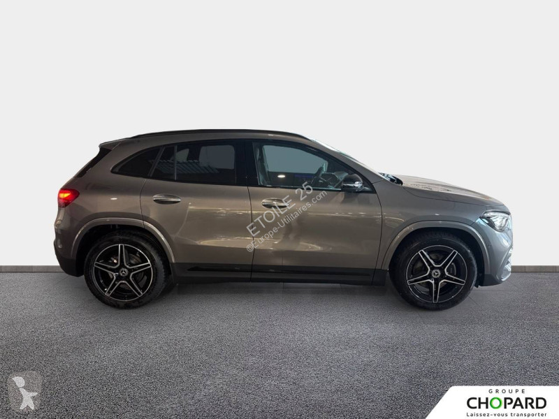 عربة نفعية Mercedes GLA 180 d 8G-DCT