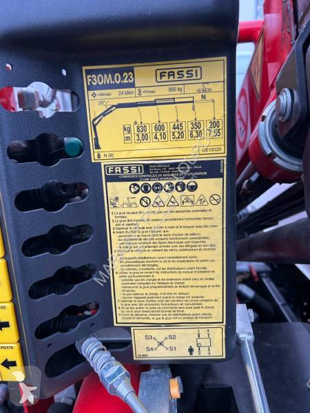 Samochód dostawczy Isuzu