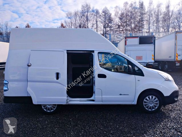 Samochód dostawczy Nissan ENV Maxi , AC
