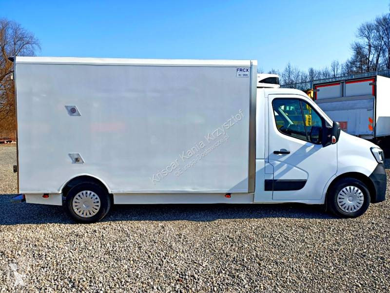 Samochód dostawczy Renault