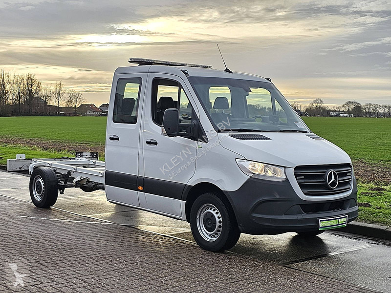 Veicolo commerciale Mercedes 319 L3 Chassis Dub...