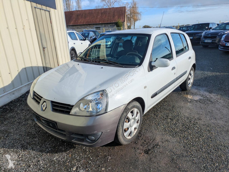 Véhicule utilitaire Renault CLIO II CAMPUS 1.5...
