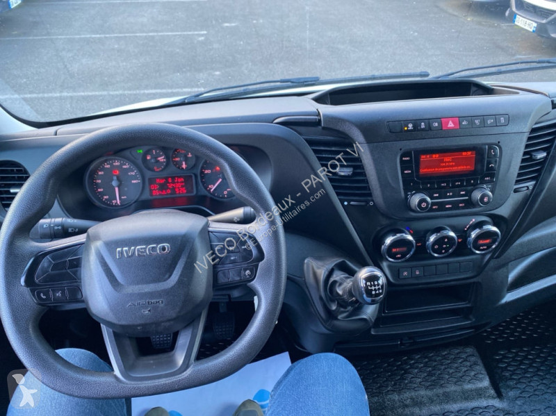 Haszongépjármű Iveco 35S14 V12