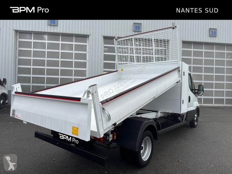 Véhicule utilitaire Iveco CCb 35C16H3.0...