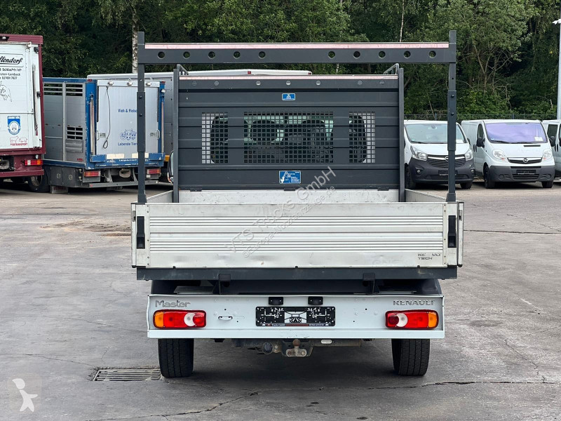 Furgoneta Renault DoKa Pritsche