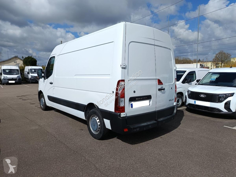 Furgoneta Renault L2H2 DCI 135 GRAND CONFORT