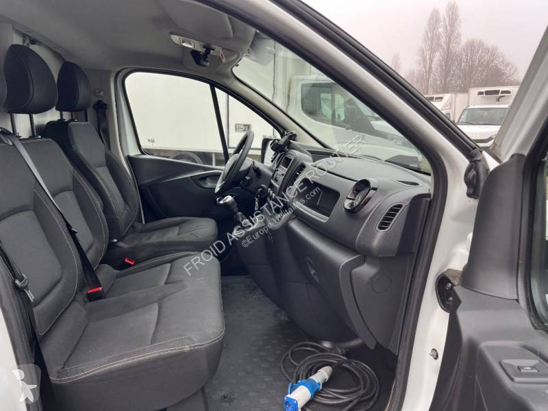 Véhicule utilitaire Nissan