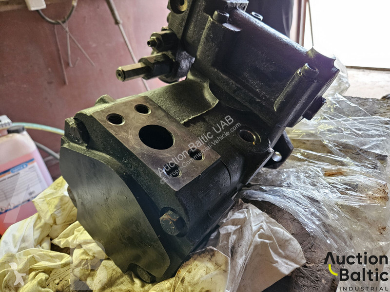 Furgoneta Volvo Hydraulic pumps for Volvo wheel...