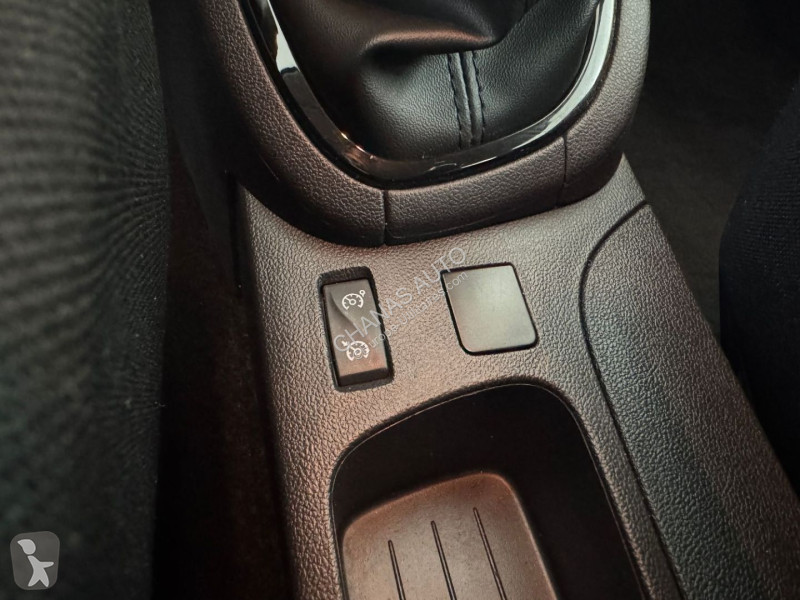 عربة نفعية Renault Estate 0.9 TCe 90 Zen
