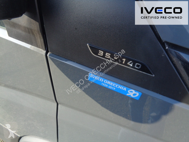 Samochód dostawczy Iveco DAILY 35C14H