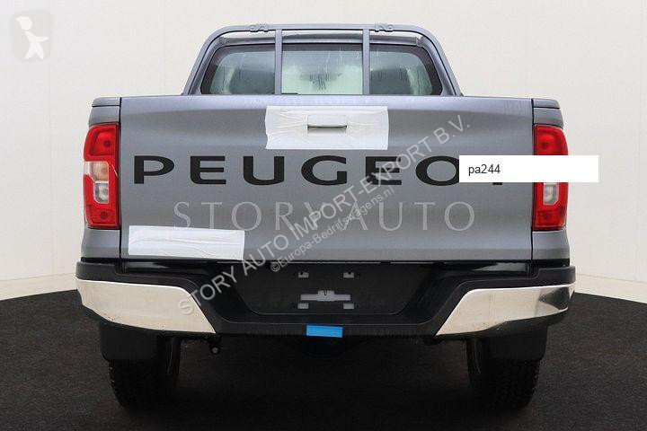 عربة نفعية Peugeot Landtrek