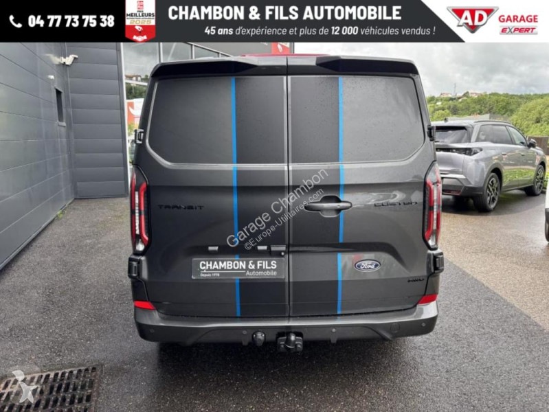 Véhicule utilitaire Ford FOURGON 320 L1H1 2.0...