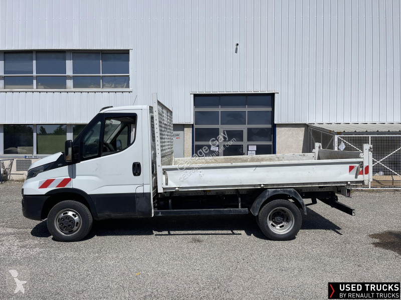 Véhicule utilitaire Iveco