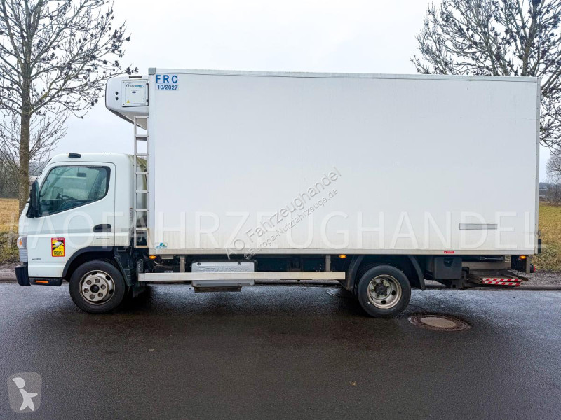 Samochód dostawczy Mitsubishi Fuso