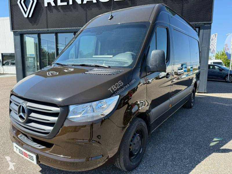 Furgoneta Mercedes