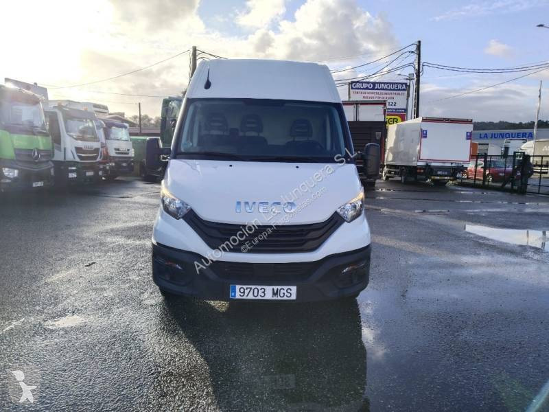 عربة نفعية Iveco