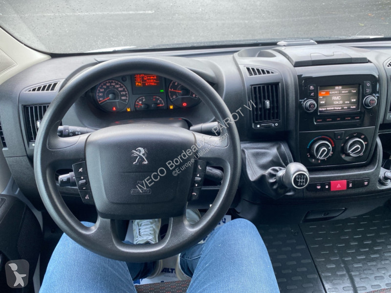 Peugeot 333 L2H2 2.2 BlueHDi S&S 140ch...