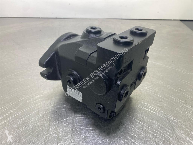 عربة نفعية  MF462B3T-L6 - Drive...