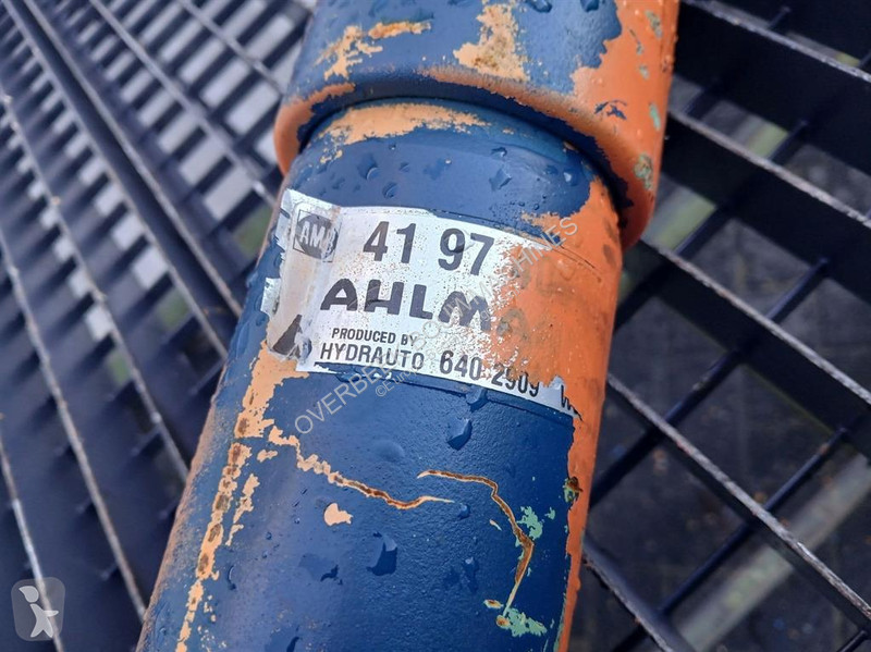Véhicule utilitaire Ahlmann...