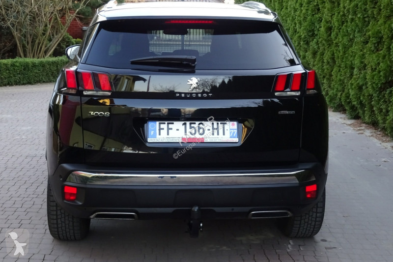 Samochód dostawczy Peugeot