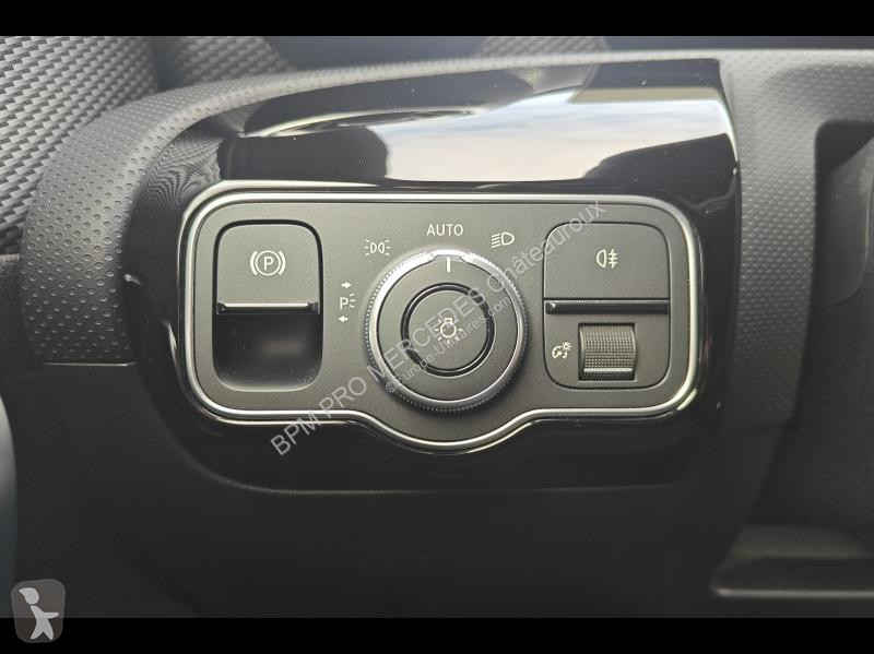 Veicolo commerciale Mercedes 180 d 116ch...