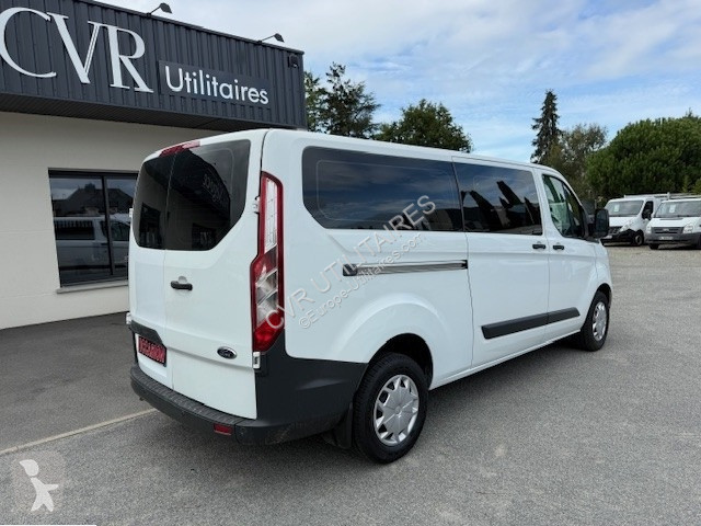 Véhicule utilitaire Ford TRANSIT CUSTOM KOMBI...