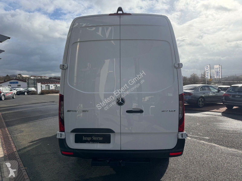 Mercedes 317 CDI 3665 9G DISTRONIC AHK Transporter