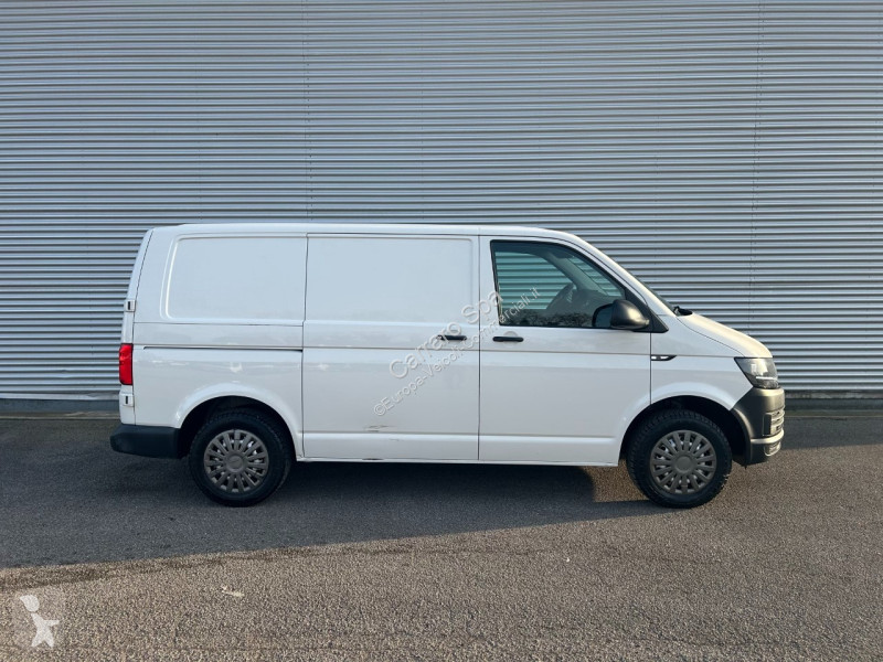 Furgoneta Volkswagen T6