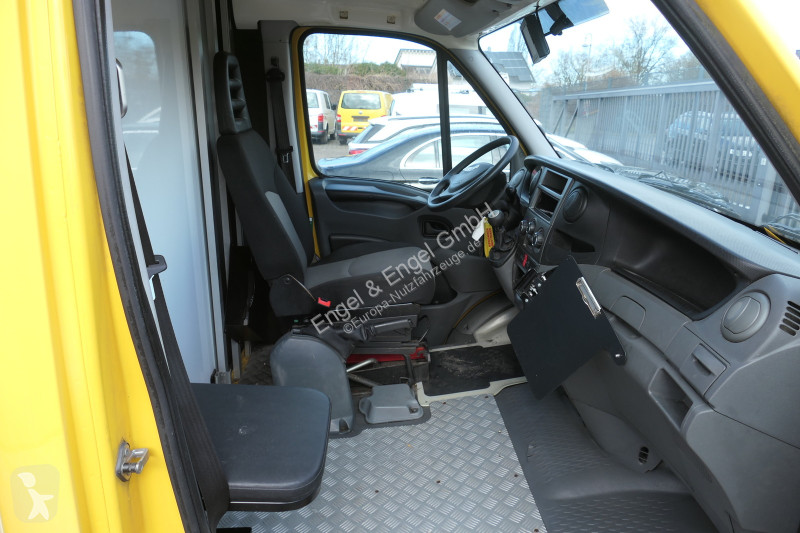 Коммерческий автомобиль Iveco Daily 35 S11 C30C...
