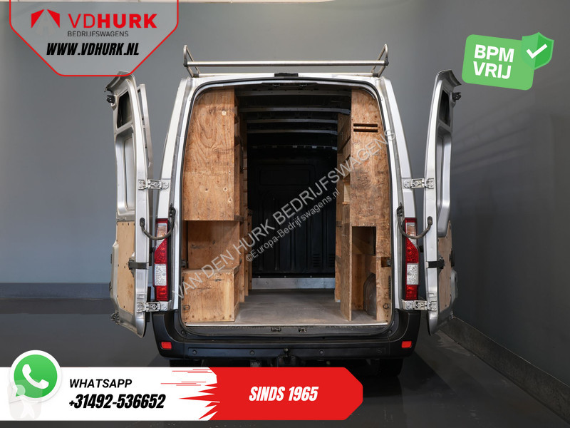 Véhicule utilitaire Renault T35 2.3 dCi 145 pk...