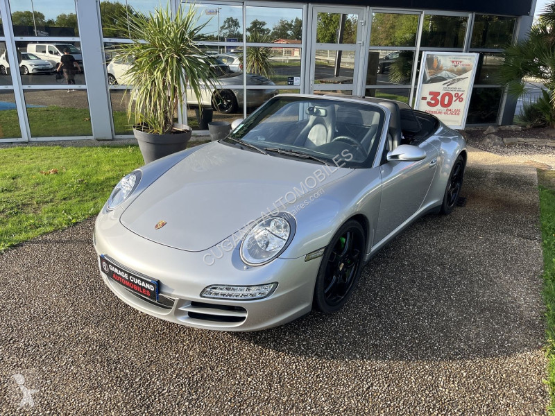 Véhicule utilitaire Porsche 911 CABRIOLET (997)...