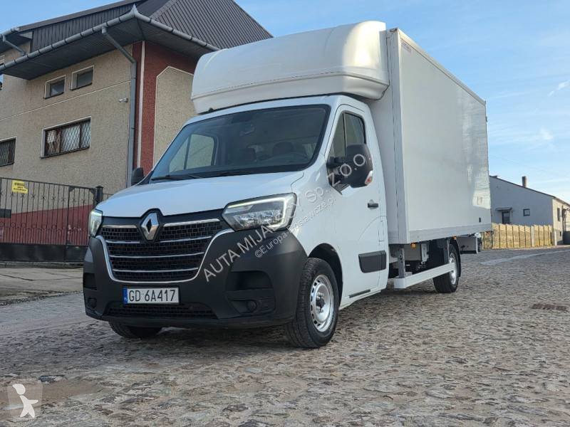 Samochód dostawczy Renault