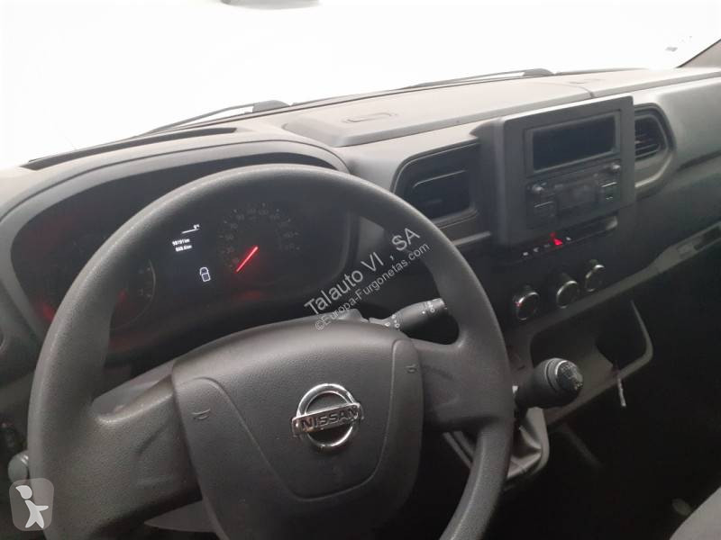 Furgoneta Nissan