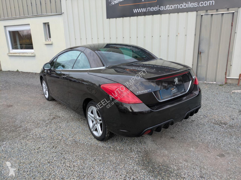 Véhicule utilitaire Peugeot 308 CC 2.0 HDI...