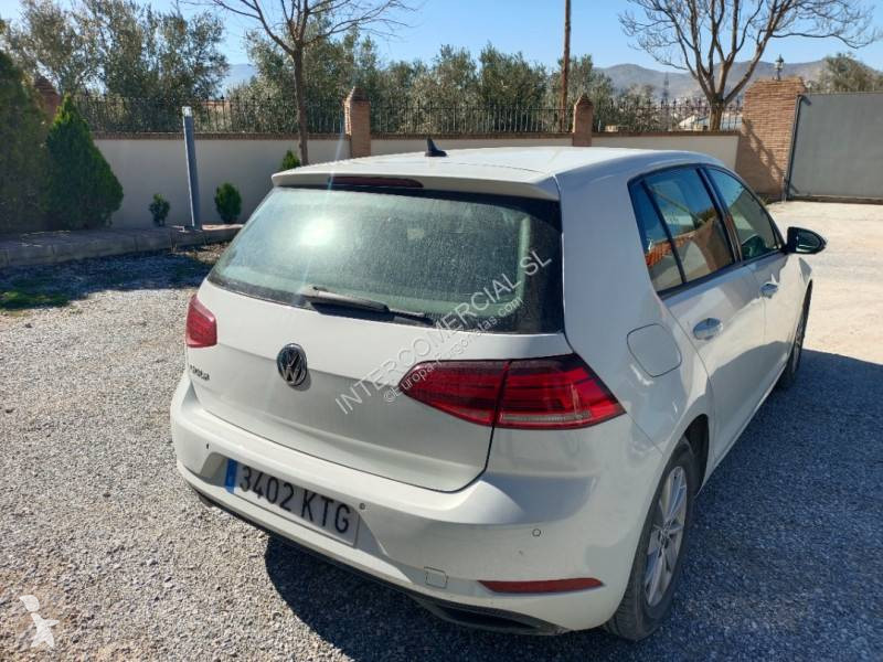عربة نفعية Volkswagen