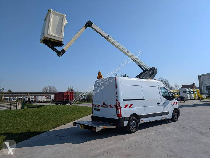 Samochód dostawczy Renault