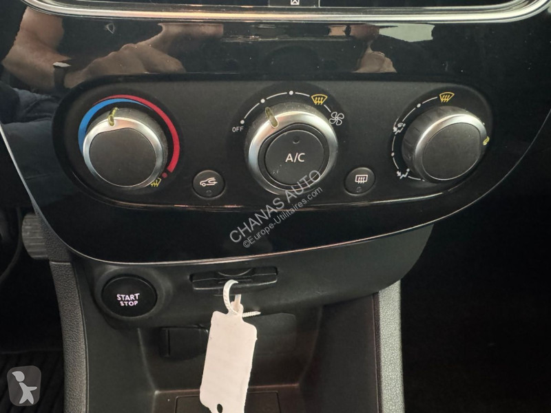 عربة نفعية Renault Estate 0.9 TCe 90 Zen