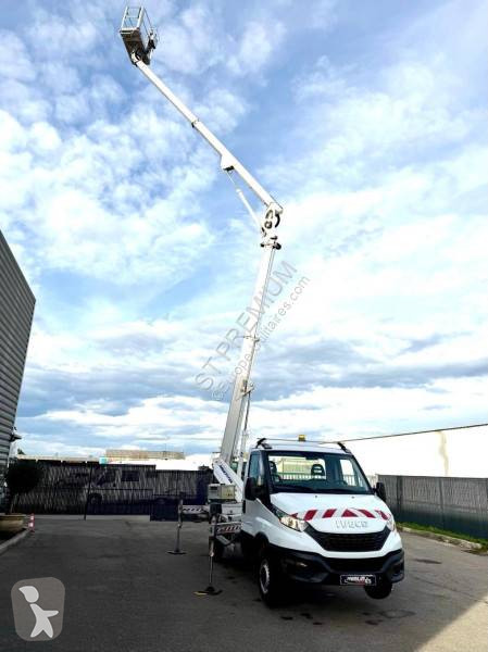 Samochód dostawczy Iveco