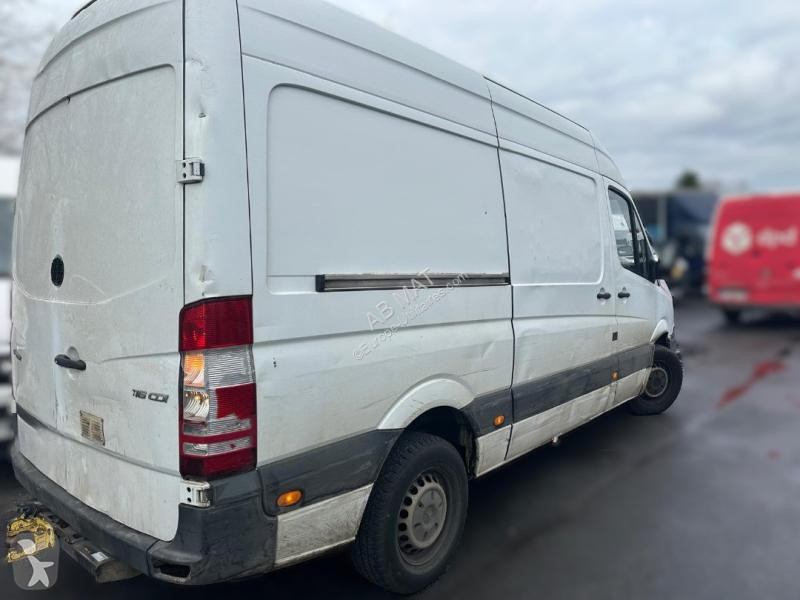 Mercedes 216 CDI Transporter