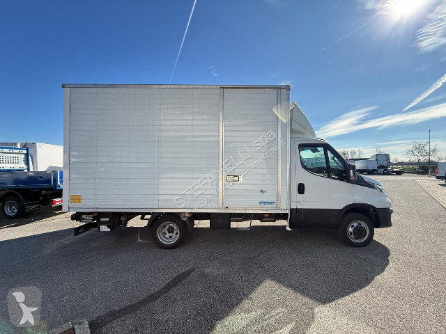 Furgoneta Iveco DAILY 35C14H BOX+ SPONDA +...