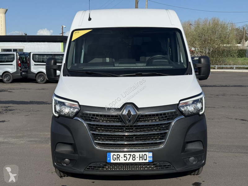 Véhicule utilitaire Renault MASTER Grand...